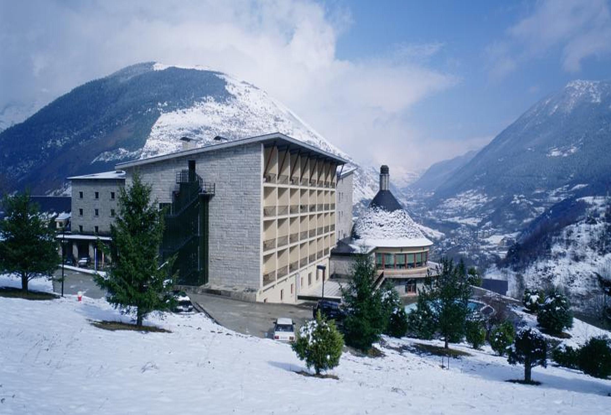 Parador De Vielha Exterior photo